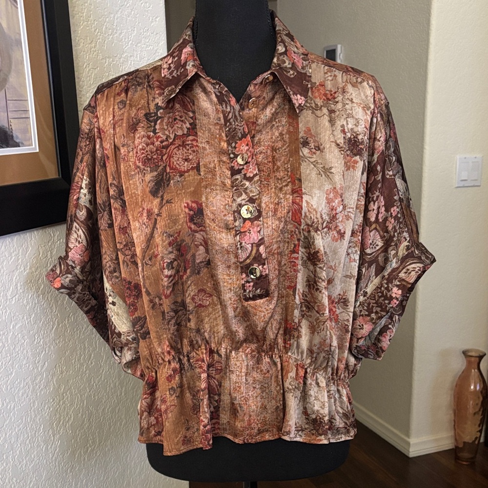 Zara Floral Satin Crop Blouse in Mustard and Pink - Picture 2 of 7